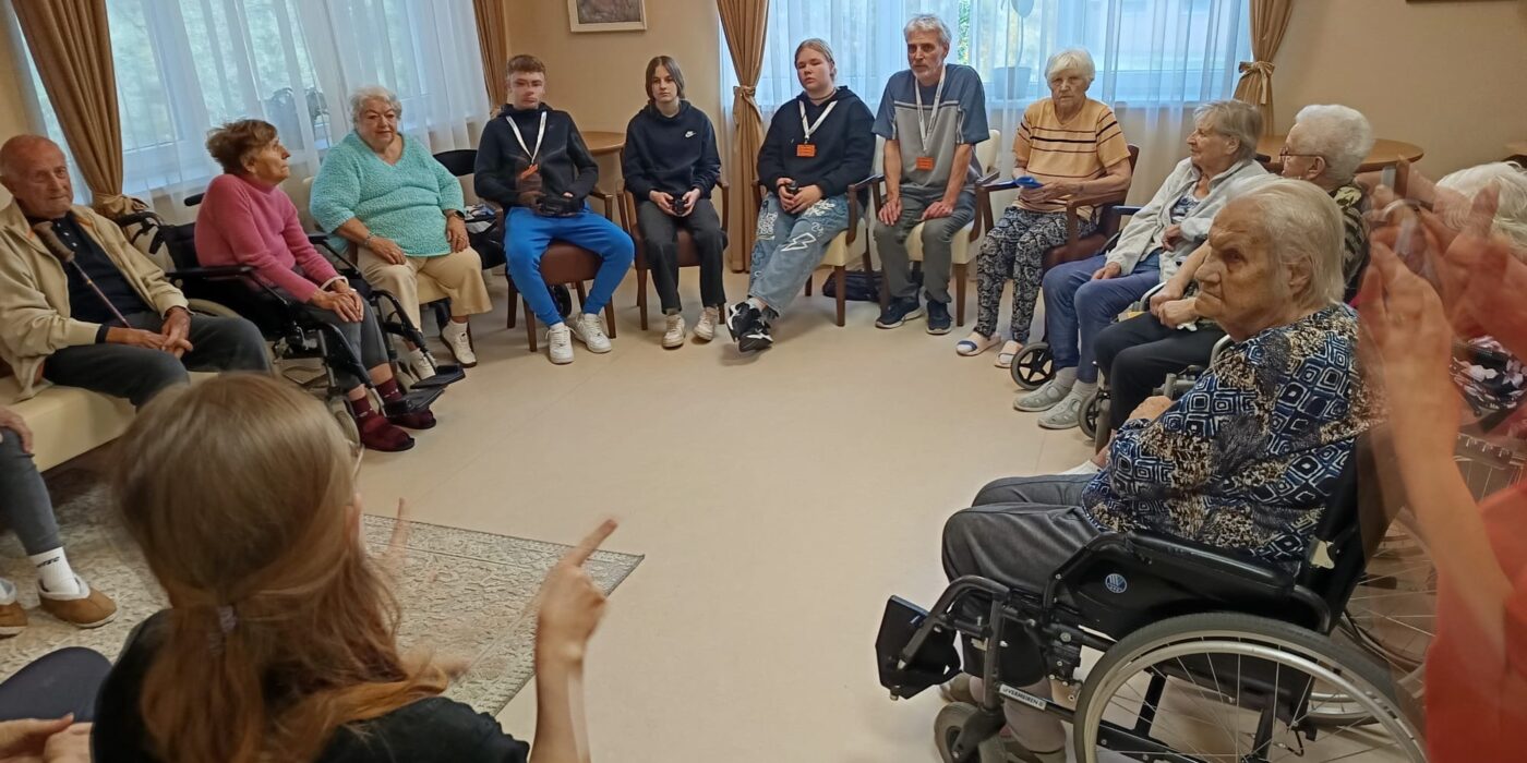 565132141_1443828651079543_4503208429348566224_n