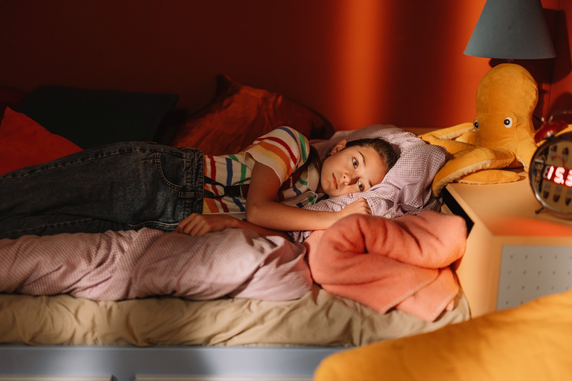 Druhá řada úspěšného seriálu pro starší děti. Seriál se zabývá tématy komunikace, empatie a vztahů s přesahem k tématům raného dospívání a duševního zdraví.V druhé série je princip Elina supertajného deníku obohacen o nový prvek a zaměřuje se víc na empatické vnímání. Nová postava Diany nabízí Ele zcela nový vhled a pohled očima jiných postav. Takže vedle toho, že se na situaci dokážeme podívat několikrát jinak, můžeme ji teď taky nahlížet z pohledu vícero postav a přemýšlet z jejich perspektivy.